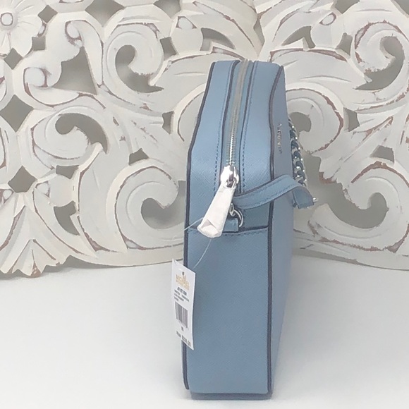 NWT Michael Kors Jet Set item crossbody - Picture 2 of 8